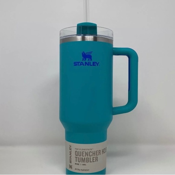 Stanley/Target Aqua 40oz Tumbler Quencher - Picture 3 of 10